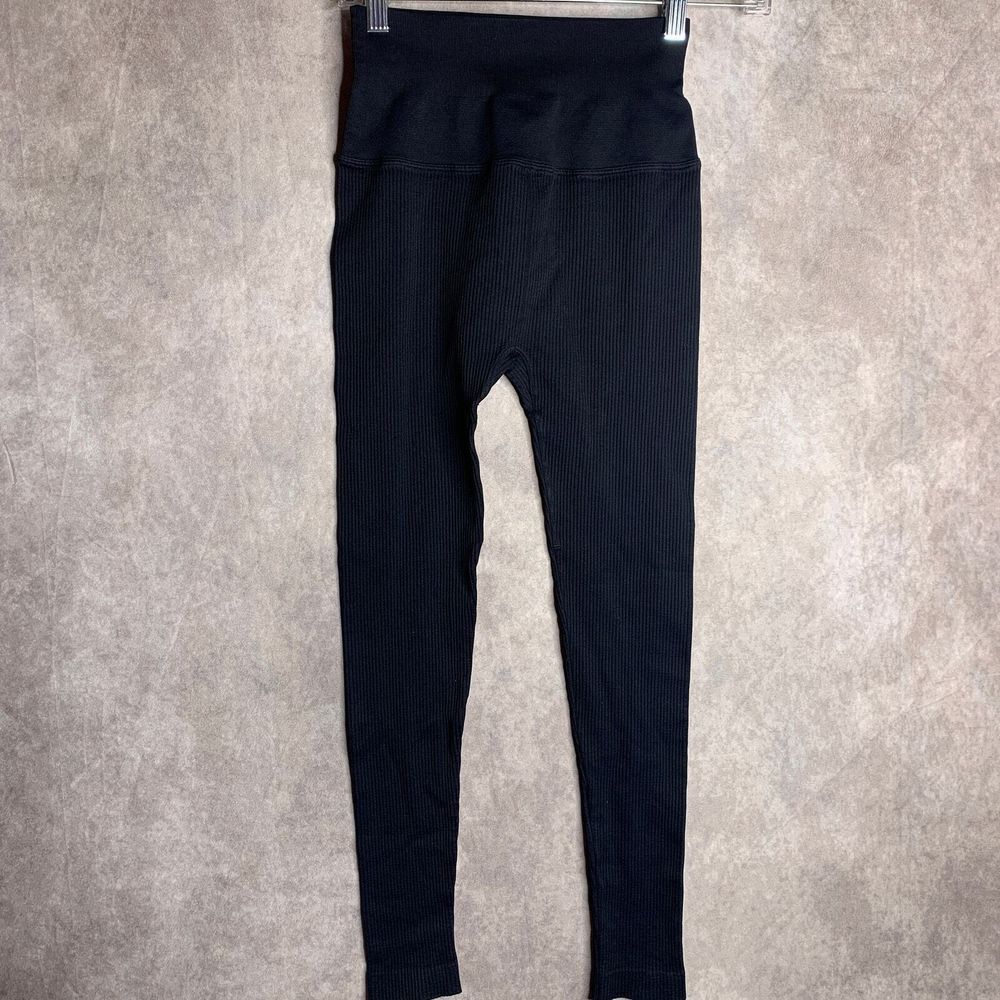 Riley 7 Leggings Womens XS/S Black Ribbed Capri Skinny High Waisted 7/8 Length‎
